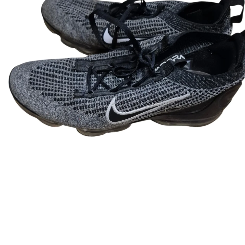 Nike step up
